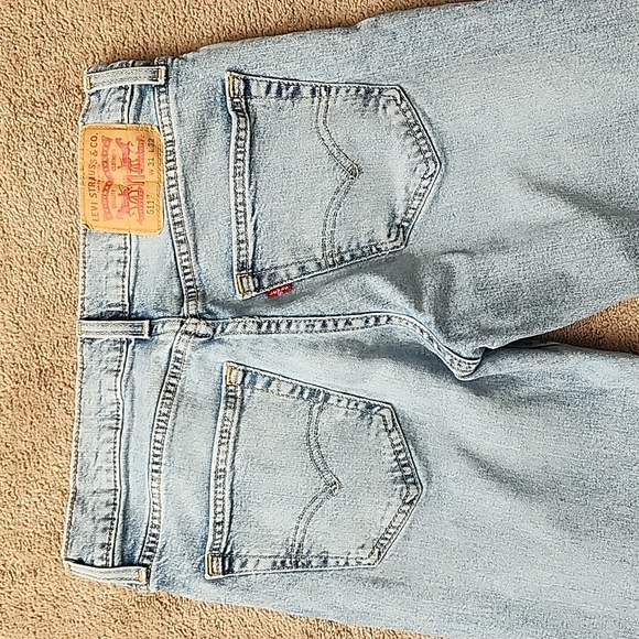 Men's Levi's jeans - Picture 2 of 2